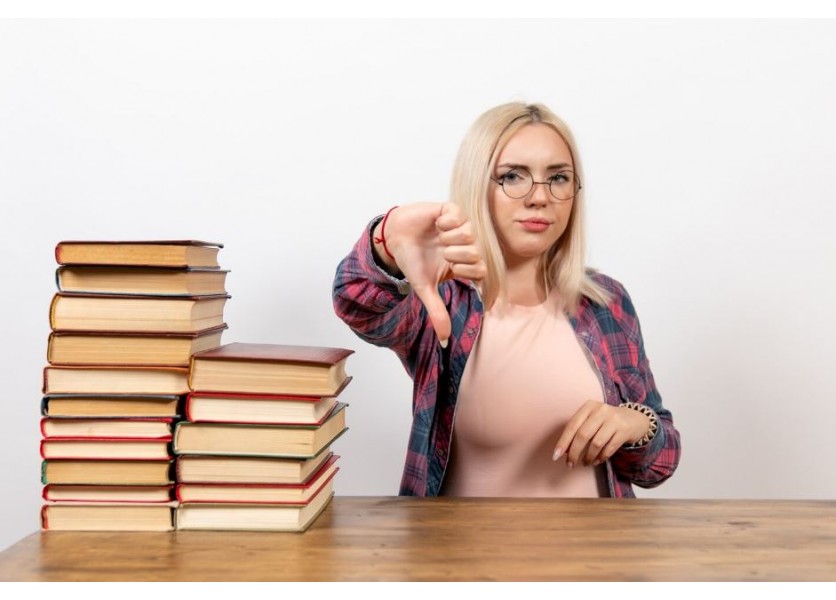 Drucker zvýšil platy učiteľom až po dvoch rokoch pri moci