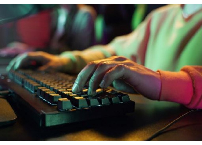 Rezort školstva a Microsoft budú spolupracovať na využití umelej inteligencie