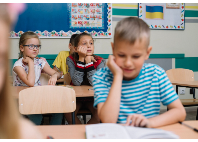 Schválili vyše 12,5 mil. eur do škôl v obciach s rómskymi komunitami