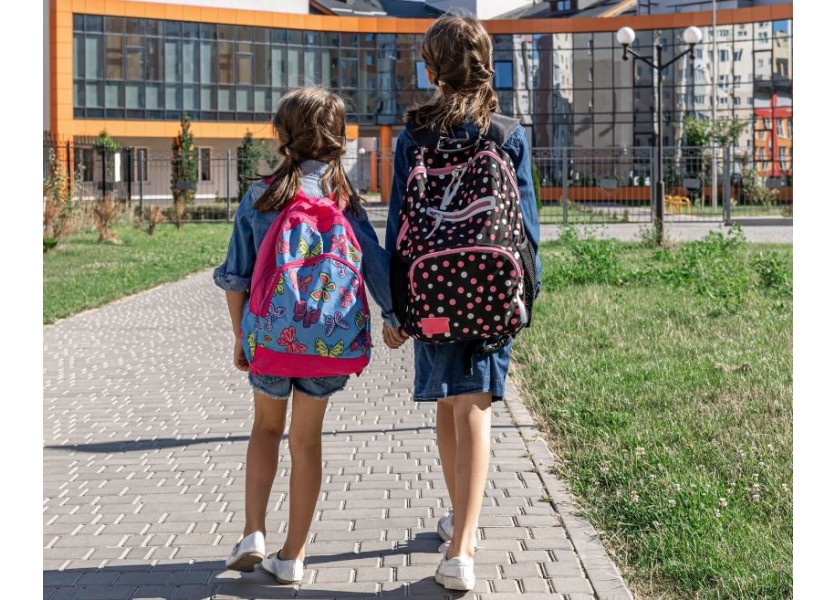 Brány základných a stredných škôl sa opäť otvárajú