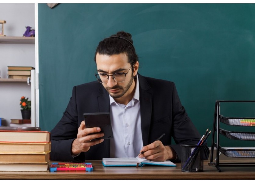 ŠŠI eviduje nárast podnetov na nevhodné správanie učiteľov, rezort ponúka pomôcku ŠŠI eviduje nárast podnetov na nevhodné správanie učiteľov, rezort ponúka pomôcku