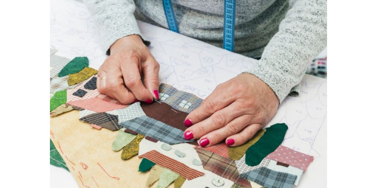 Rehúš: Namiesto toho, aby ministerstvo zabezpečilo dôstojné platy učiteľov, hľadá len záplaty