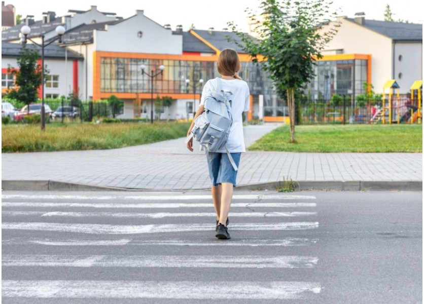 E. Tomáš: O prídavok na dieťa by mal rodič prísť pri záškoláctve