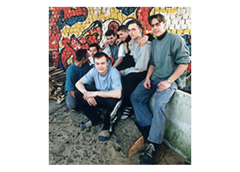 Mladí bez práce sa vrátia späť do škôl