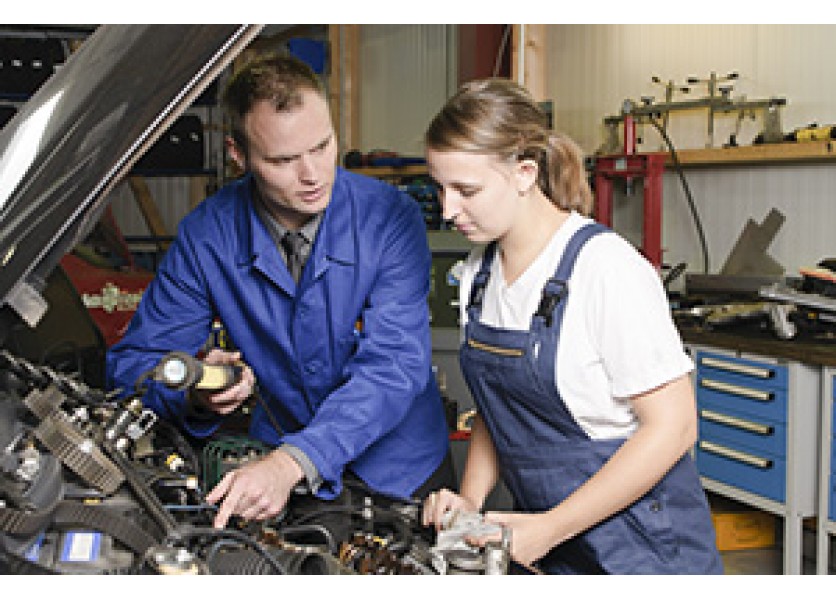 Klub 500 vyzýva vládu stiahnuť zákon o odbornom vzdelávaní