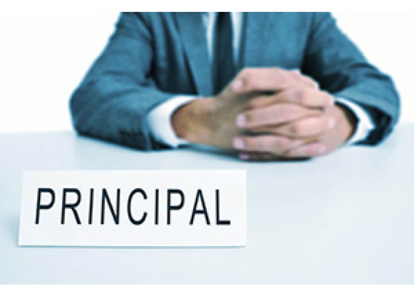 Okolo riaditeľov škôl je stále rušno Okolo riaditeľov škôl je stále rušno