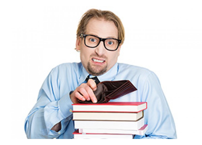 Riaditelia chcú viac peňazí