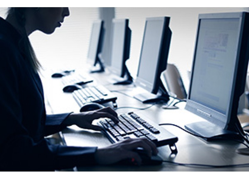 E-test môže využívať 1 656 základných a stredných škôl