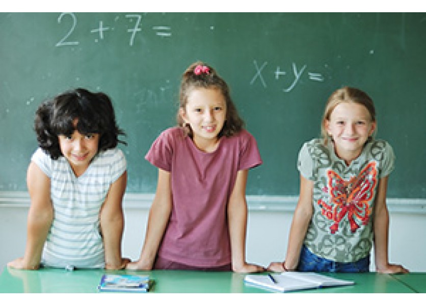 Budete na budúci školský rok učiť štvrtákov? Vyhnite sa zháňaniu učebníc na poslednú chvíľu!