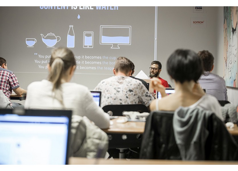 Žiaci by sa mali učiť digitálnym zručnostiam už na ZŠ