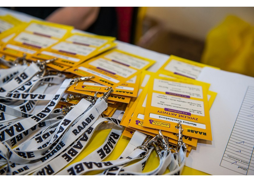 O cudzích jazykoch, kultúrnej gramotnosti a tiež adaptívnom učení