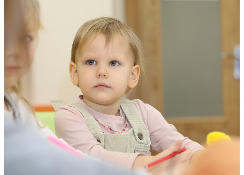 Vychovávať maličkých je náročné a ...iné