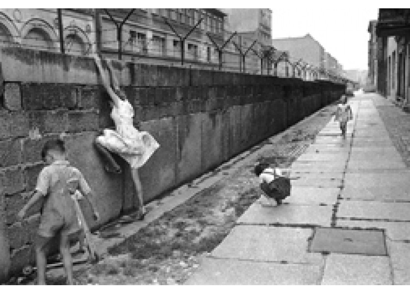 Do Bratislavy privezú časť Berlínskeho múru