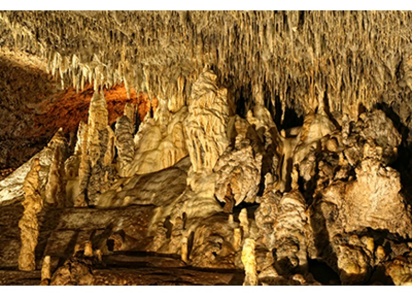 Biológia - Ako vznikajú krasové jaskyne?