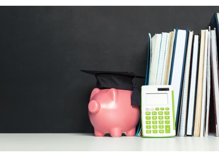 Bútora chce s rezortom financií hovoriť o peniazoch na učebnice, dohadujú si termín