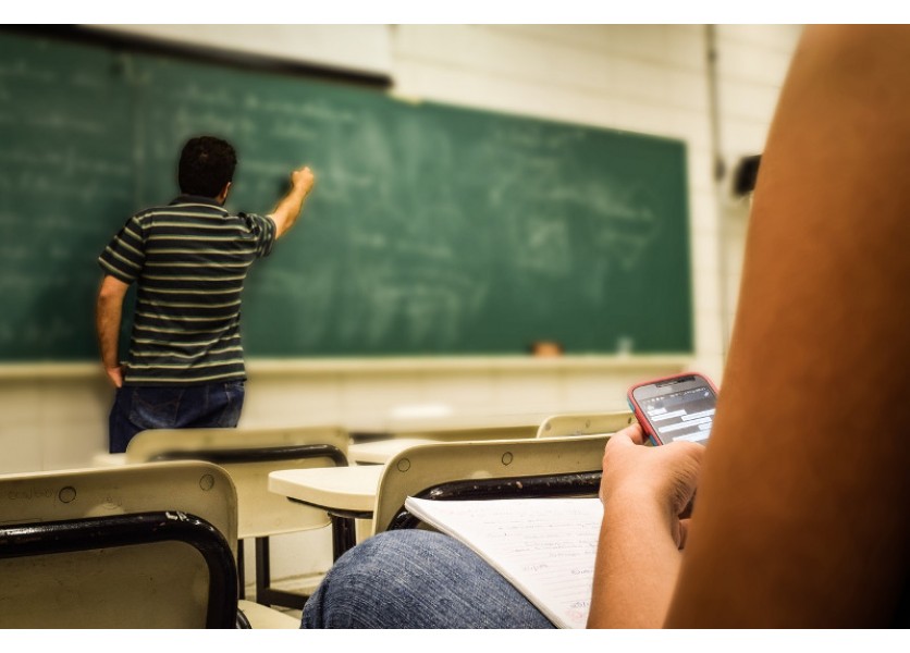 Kritériá určovania počtu tried 8-ročných gymnázií sú netransparentné