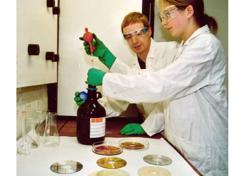 Celoštátne kolo 46. ročníka Chemickej olympiády sa bude konať v Bratislave