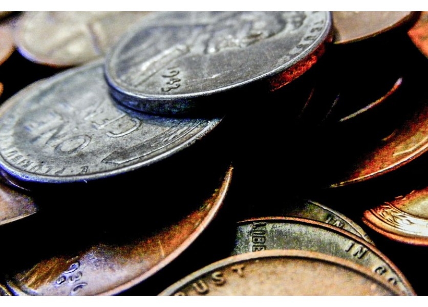 Premiér: Bude špeciálne opatrenie pre platy začínajúcich učiteľov