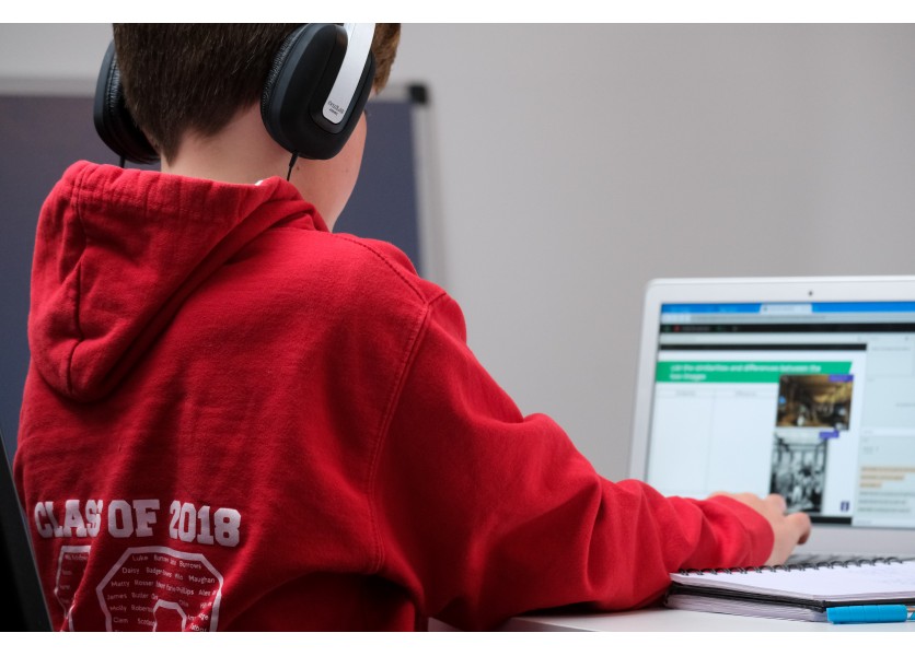 IT: Školy sa v testovaní digitálnych zručností tento rok zhoršili