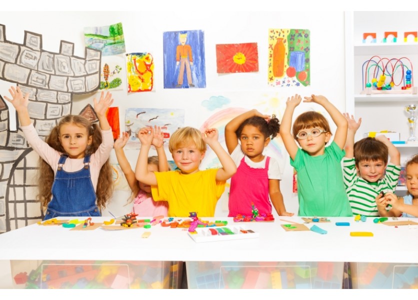 Iba každé tretie rómske dieťa chodí do škôlky, musíme to zmeniť