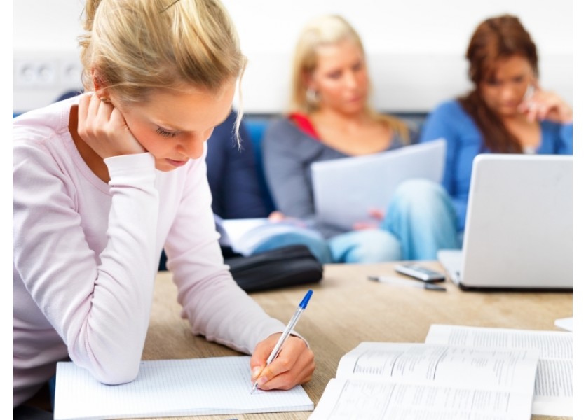 Deviatakov a žiakov osemročných gymnázií čaká Testovanie 9