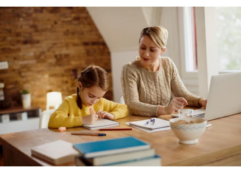 Nevyhovuje im školský systém, tak učia svoje deti doma