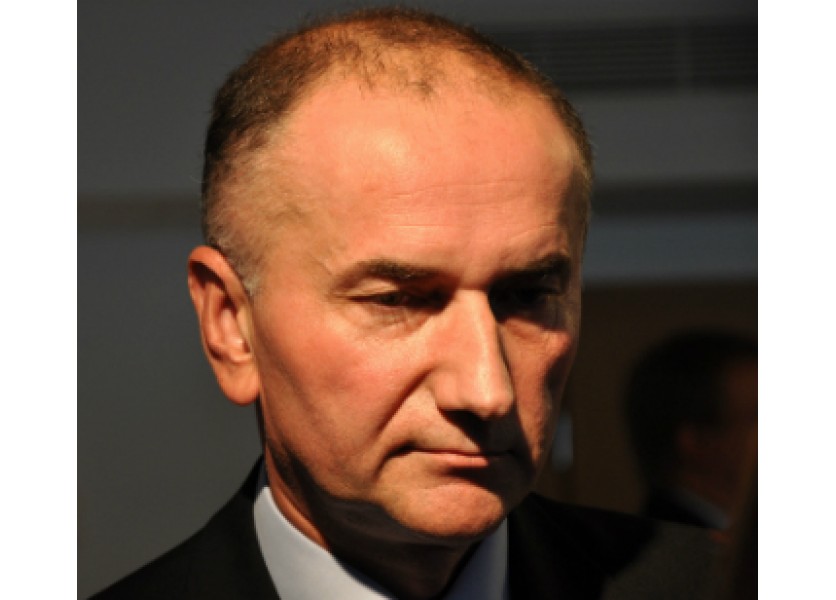 Jurzyca odborárom vysvetľoval, kde sa vzali eurá pre sestry