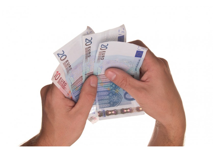 Gröhling chce rokovať o financovaní školstva