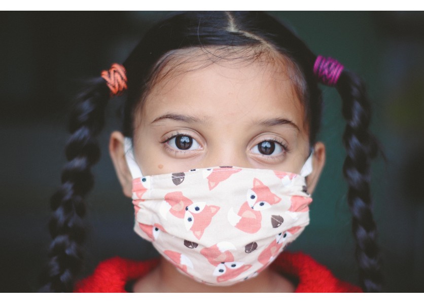 V škole bez rúška? Namiesto detí dostanú pokutu rodičia