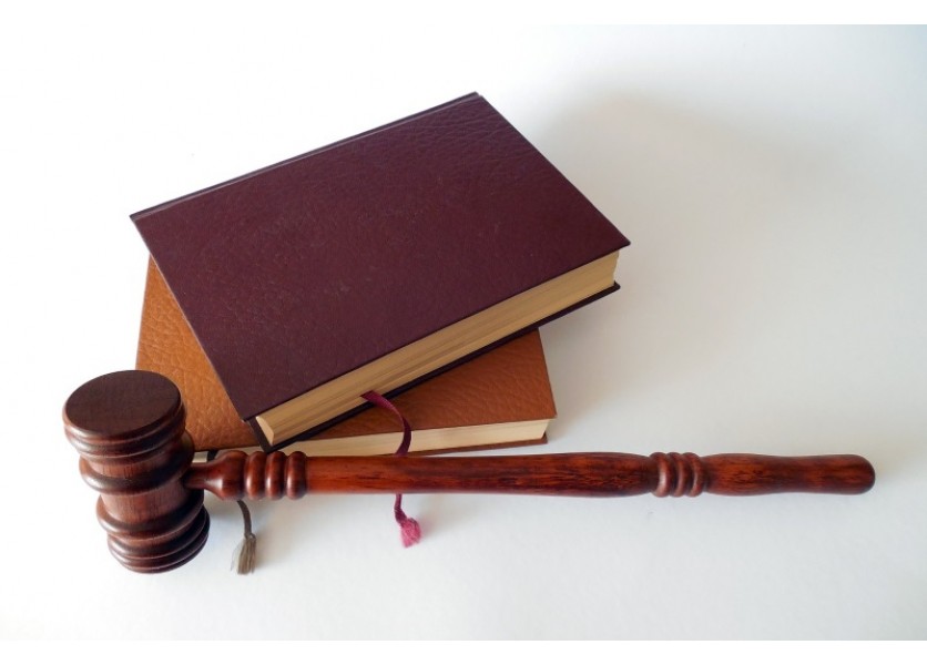 Postih pre riaditeľa školy za opomenutý súpis majetku sa nezmierni