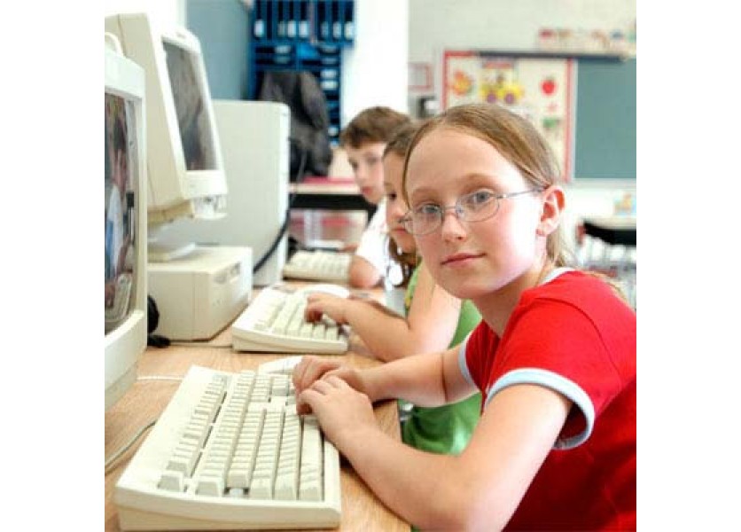 Poslucháči Detskej krajanskej univerzity dostali diplomy Poslucháči Detskej krajanskej univerzity dostali diplomy