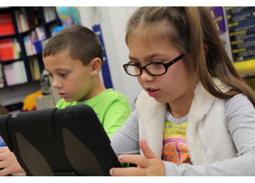 NKÚ:Digitalizácia školstva zaostáva,chýbajú peniaze, rýchly internet i odborníci