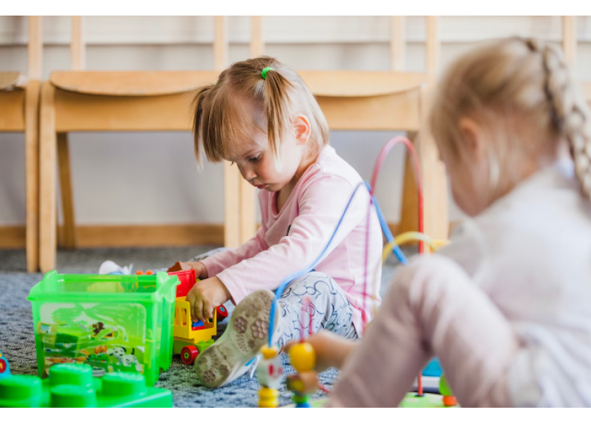 ZMOS súhlasí s financovaním MŠ zo štátneho rozpočtu, podpísalo memorandum