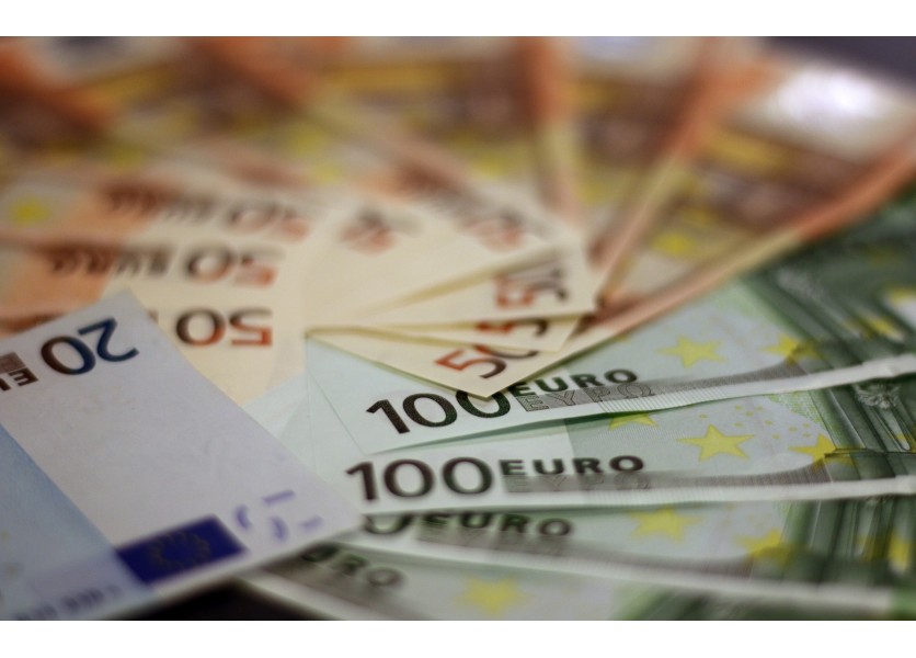 Príspevok na školské potreby Príspevok na školské potreby