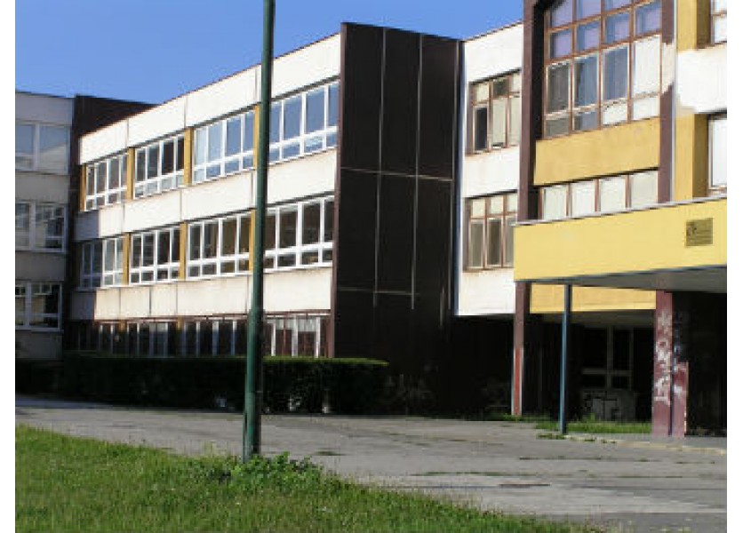 V meste plánujú zrušiť jednu až dve školy