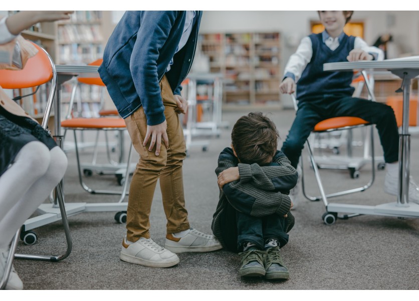Šikany je čoraz viac. Zasiahne každého siedmeho žiaka