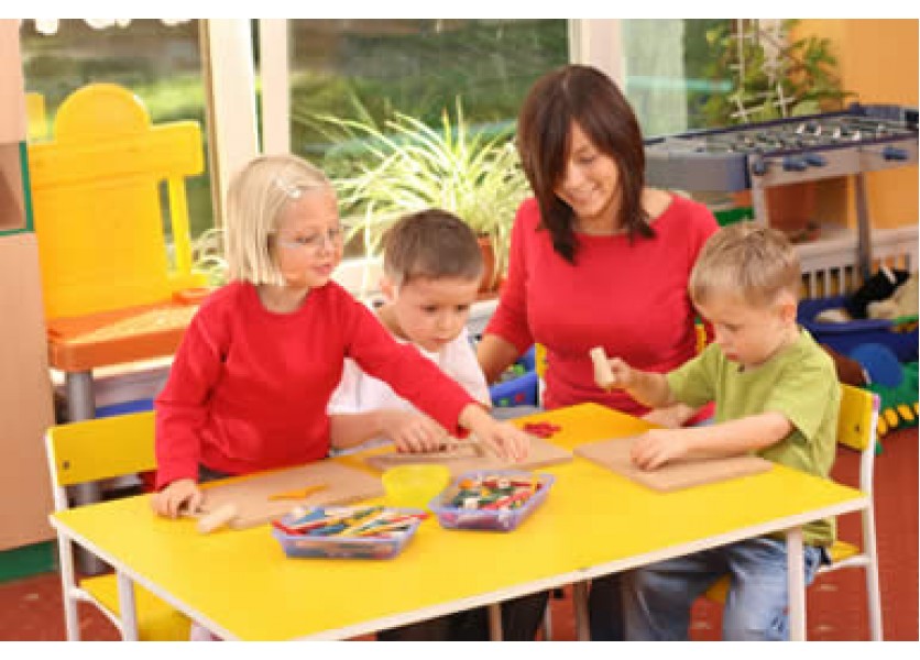 Ministerstvo dá učiteľkám materských škôl novú metodiku vzdelávania Ministerstvo dá učiteľkám materských škôl novú metodiku vzdelávania