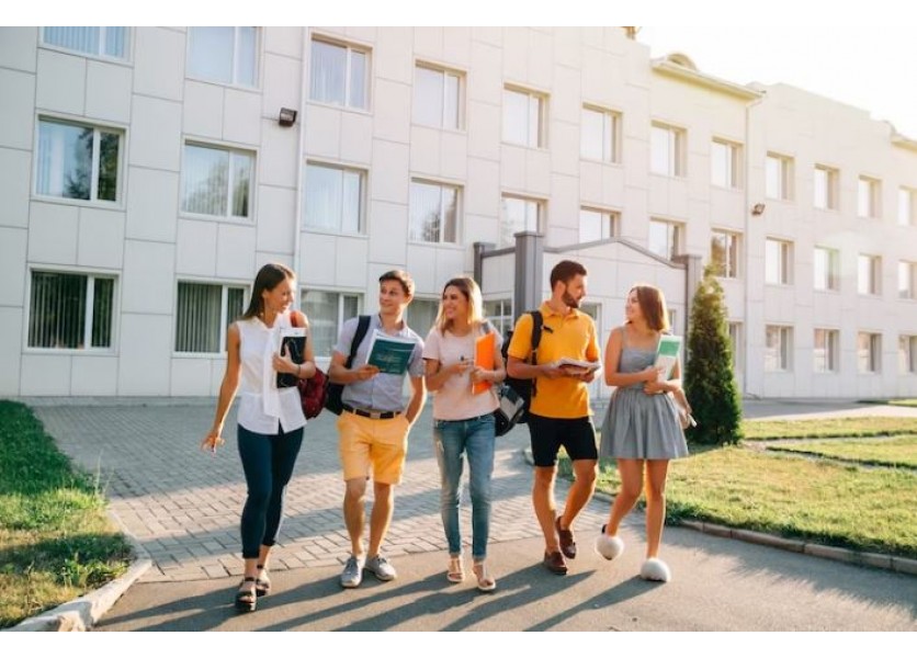 Rezort školstva chce určiť priority SR vo vzdelávacej činnosti pre VŠ