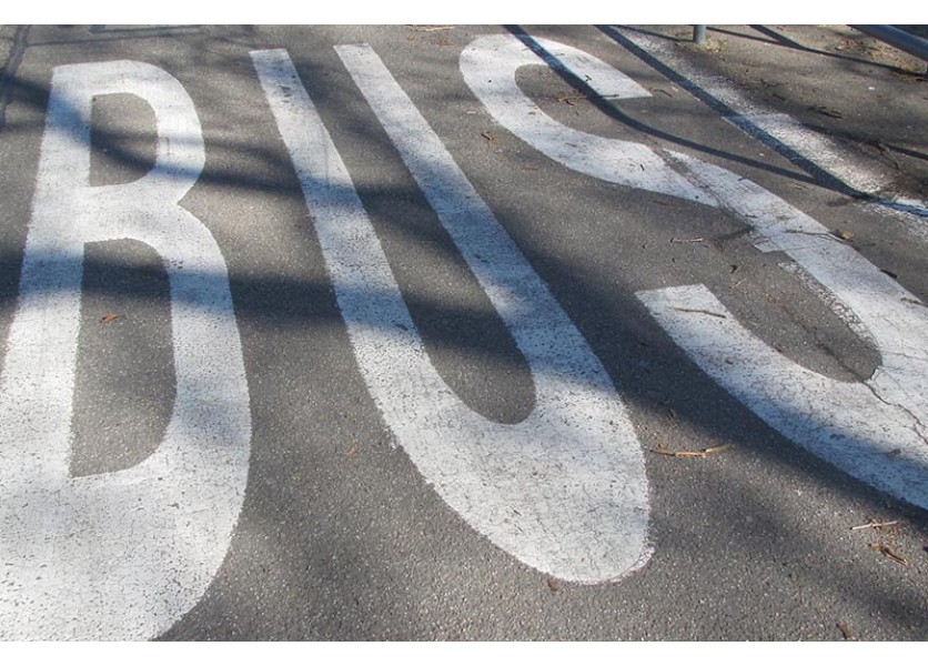 Plavčan, Kaliňák a Érsek plánujú spustiť pilotný projekt prevádzky školského autobusu