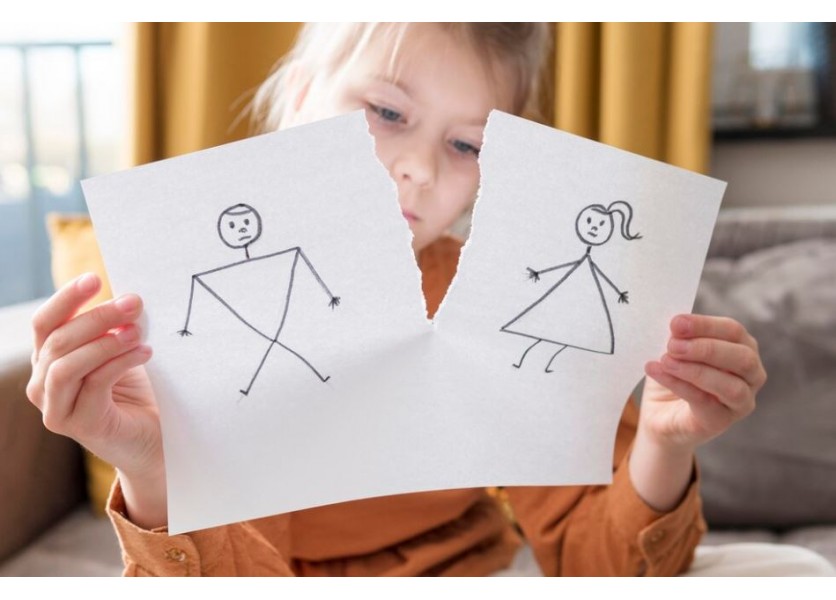 Učebnica občianskej náuky naznačuje, že po rozvode skončia deti zle