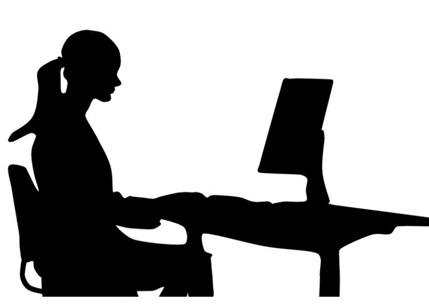 Školy urgentne potrebujú asistentov učiteľov, tvrdí Gröhling