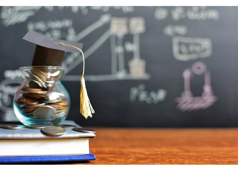 Niektorí študenti si polepšia: Sociálne štipendium pre vysokoškolákov sa zvýšilo Niektorí študenti si polepšia: Sociálne štipendium pre vysokoškolákov sa zvýšilo