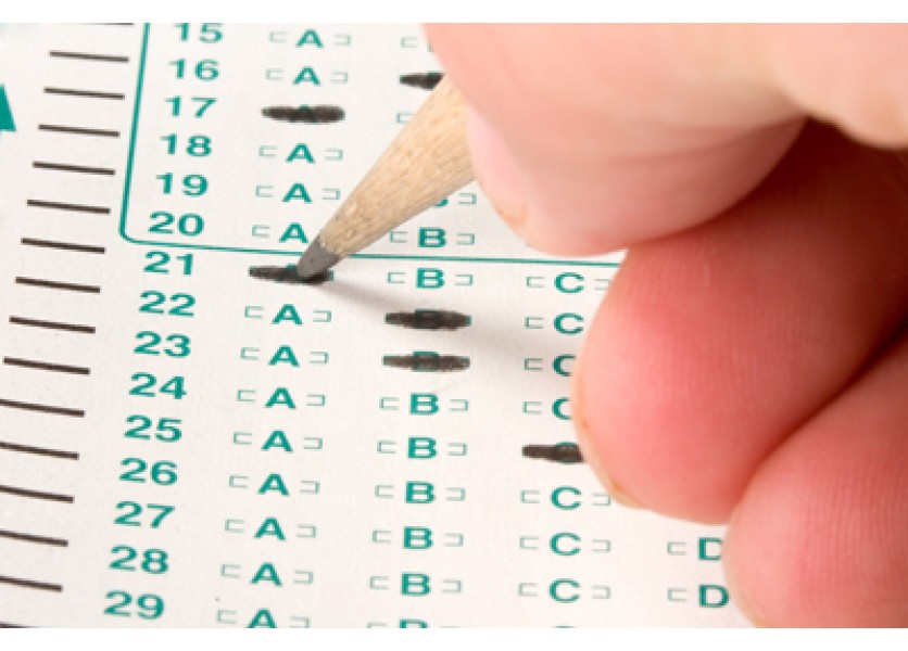 Pre vyšetrovanie úniku maturít dá NÚCEM sťažnosť