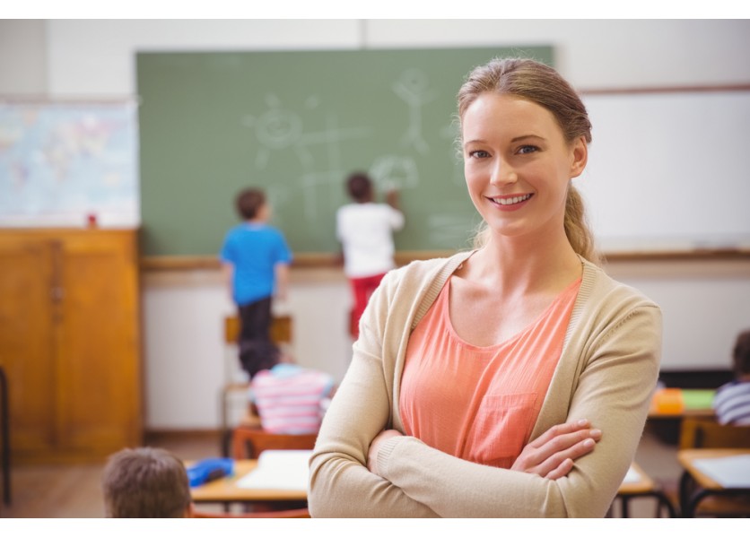 Naši začínajúci učitelia patria k najmenej zarábajúcim v Únii. Ich platy však porastú