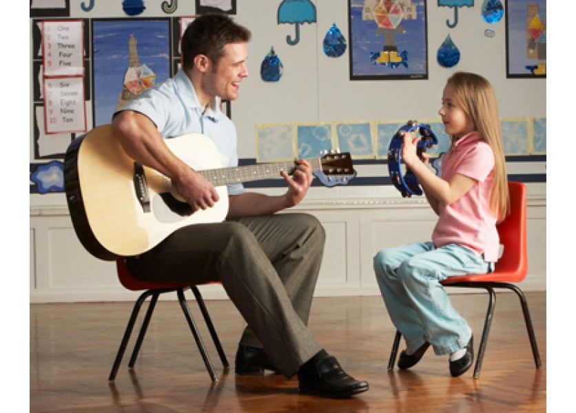 Na mítingoch majú vystúpiť aj školáci