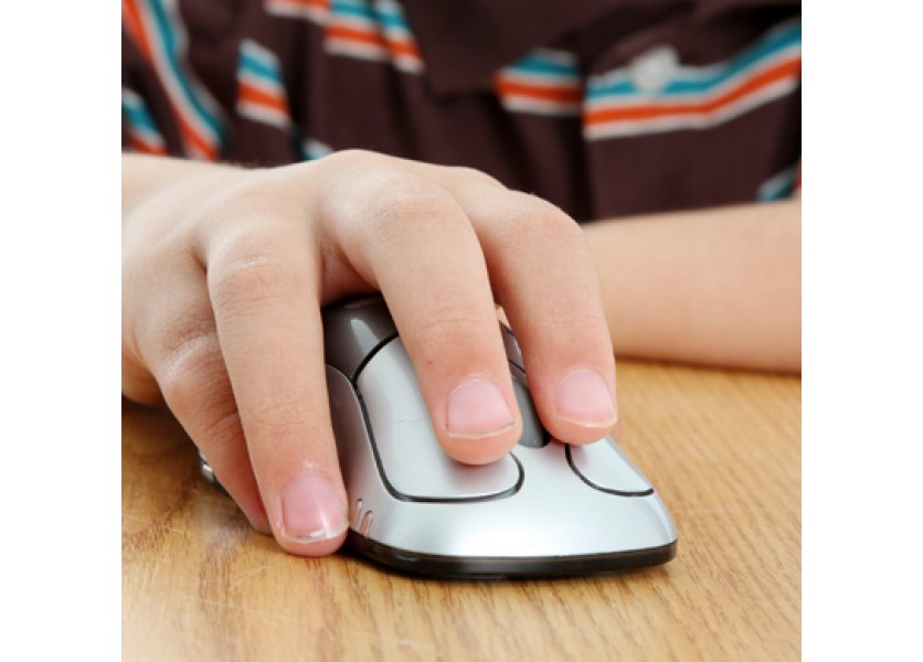 Šiestak sa učí cez počítač