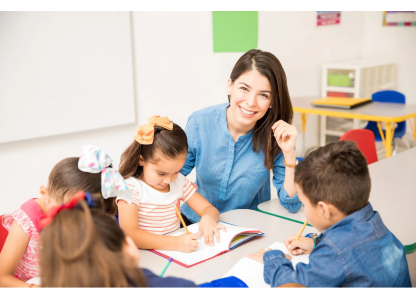 Rezort školstva si neplní reformné povinnosti vyplývajúce z plánu obnovy, tvrdí Gröhling