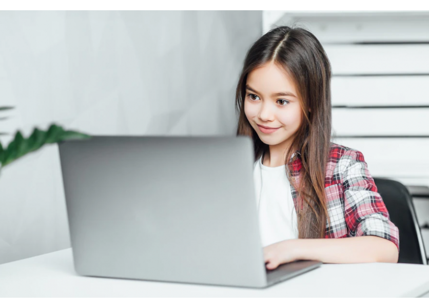 ISP: Počítače zvyšujú čitateľskú gramotnosť znevýhodnených žiakov