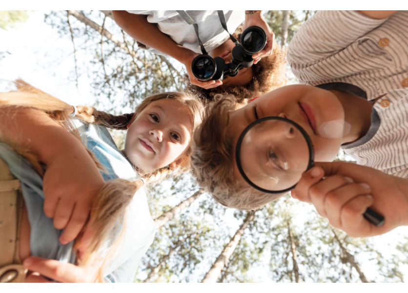 Deti vymenili triedy za les a hrad