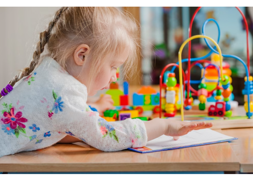 Schválili novelu školského zákona, prináša nárok na prijatie v škôlke